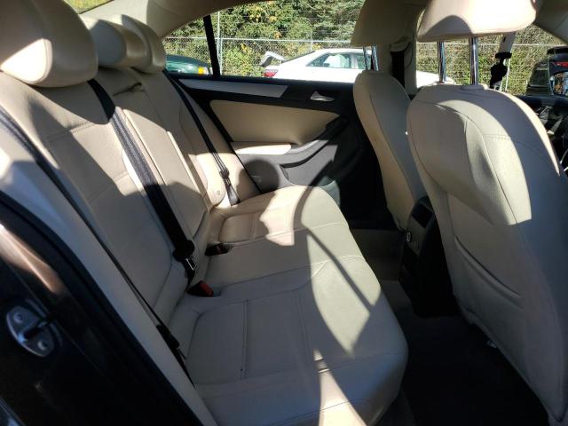 Photo 10 from auction – 2011 VOLKSWAGEN JETTA SEL with VIN 3VWLZ7AJ0BM335677