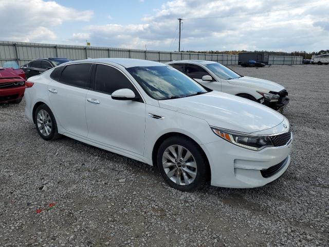 Photo 4 from auction – 2018 KIA OPTIMA with VIN 5XXGU4L38JG212693