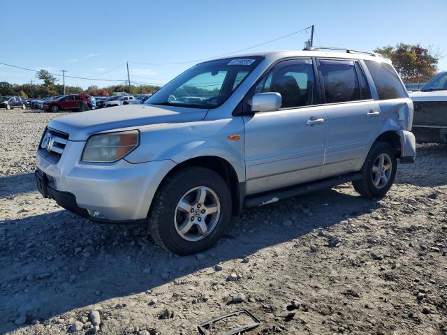 HONDA PILOT EX 2007 with VIN 5FNYF18467B029755 - Photo from auction