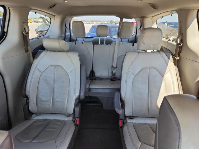 Photo 10 from auction – 2018 CHRYSLER PACIFICA T with VIN 2C4RC1EG6JR149952