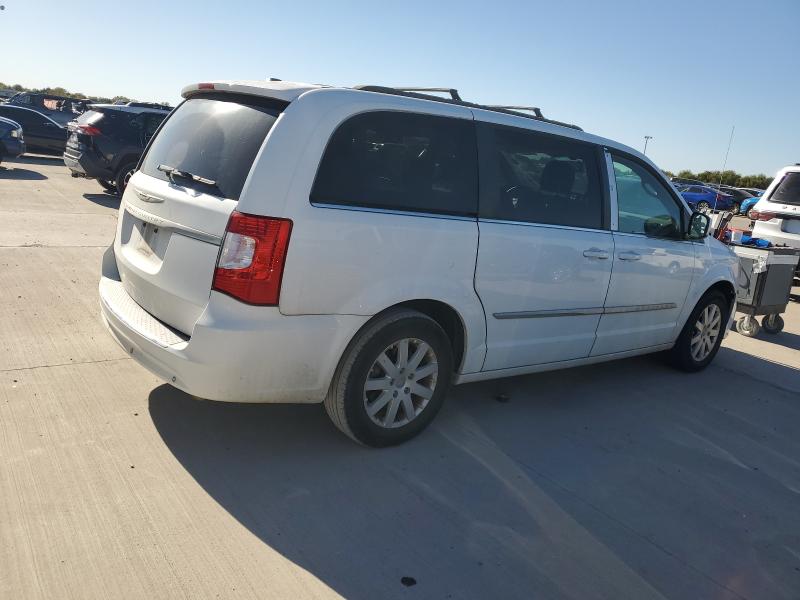Photo 3 from auction – 2015 CHRYSLER TOWN & COU with VIN 2C4RC1BG9FR583486