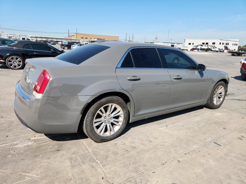 Photo 3 from auction – 2018 CHRYSLER 300 TOURING with VIN 2C3CCAAG7JH338390