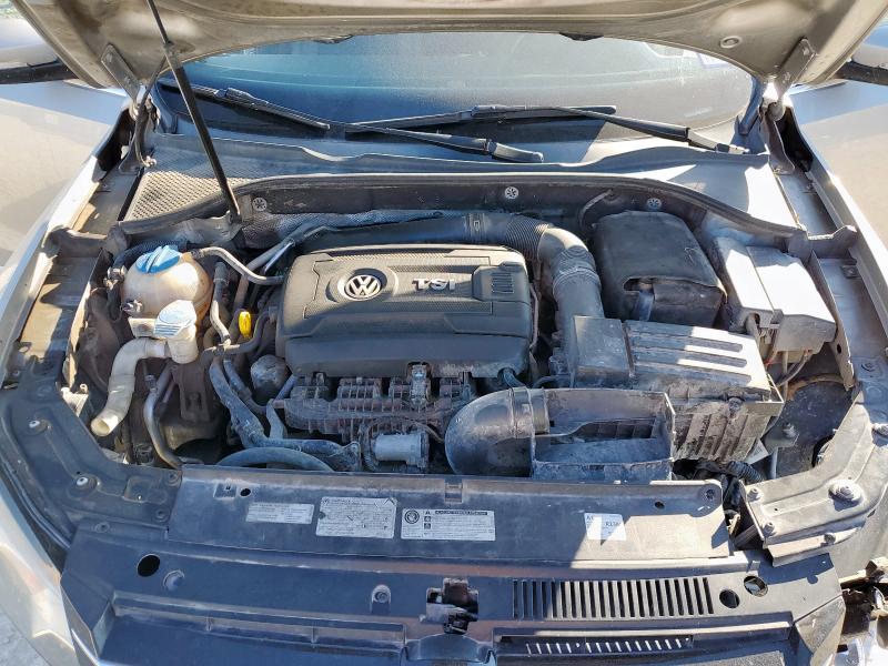 Photo 11 from auction – 2014 VOLKSWAGEN PASSAT S with VIN 1VWAS7A32EC041927