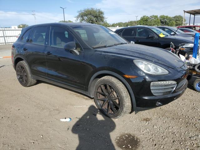 Photo 4 from auction – 2011 PORSCHE CAYENNE S with VIN WP1AB2A22BLA43457