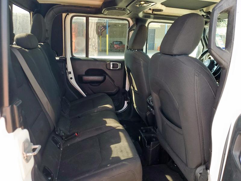 Photo 10 from auction – 2020 JEEP GLADIATOR with VIN 1C6HJTAG7LL124239