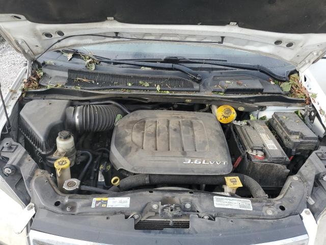 Photo 12 from auction – 2015 CHRYSLER TOWN & COU with VIN 2C4RC1BG5FR562926