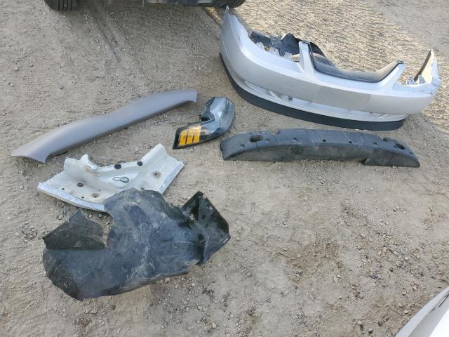 Photo 12 from auction – 2002 FORD MUSTANG with VIN 1FAFP40442F189287