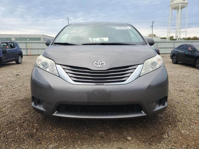 Photo 5 from auction – 2016 TOYOTA SIENNA with VIN 5TDKK3DC9GS734846