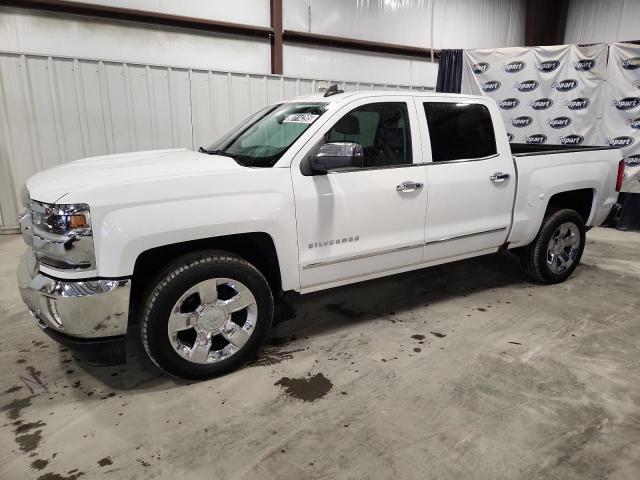 CHEVROLET SILVERADO 2018 with VIN 3GCPCSEC6JG207932 - Photo from auction
