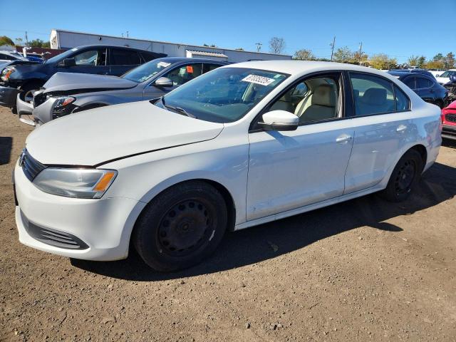 VOLKSWAGEN JETTA SE 2014 with VIN 3VWD17AJ0EM266604 - Photo from auction