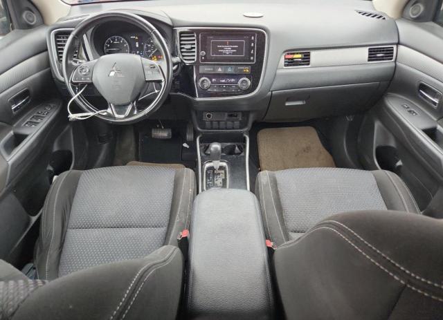 Photo 8 from auction – 2017 MITSUBISHI OUTLANDER with VIN JA4AZ3A3XHZ065136