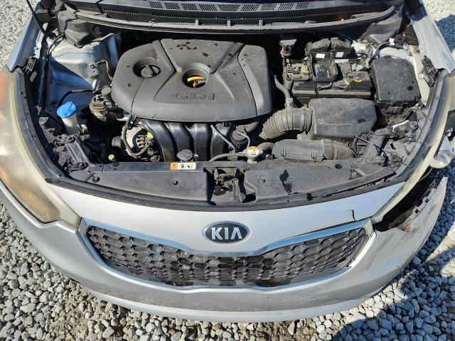 Photo 11 from auction – 2016 KIA FORTE LX with VIN KNAFK5A84G5607468