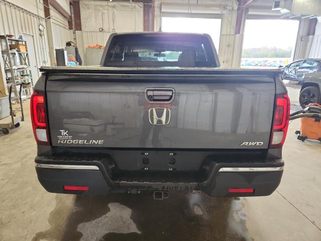 Photo 6 from auction – 2017 HONDA RIDGELINE with VIN 5FPYK3F64HB024056