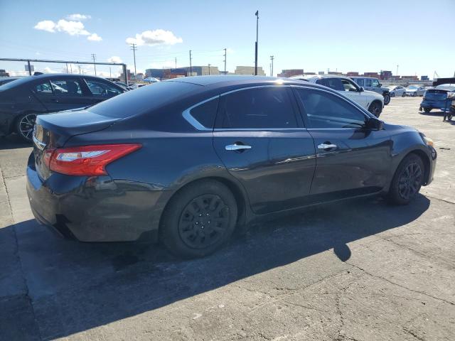 Photo 3 from auction – 2017 NISSAN ALTIMA with VIN 1N4AL3AP2HC470894