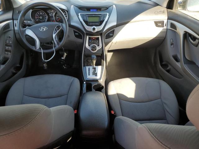 Photo 8 from auction – 2012 HYUNDAI ELANTRA GL with VIN 5NPDH4AE4CH063864