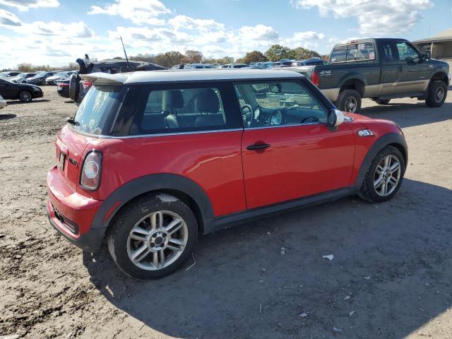 Photo 3 from auction – 2011 MINI COOPER S with VIN WMWSV3C57BTY23011
