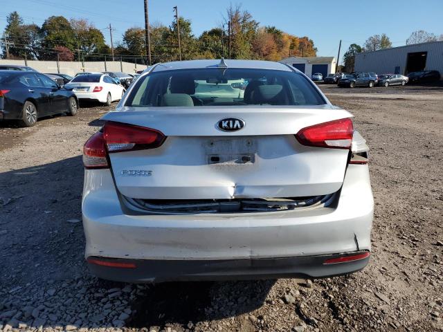 Photo 6 from auction – 2017 KIA FORTE LX with VIN 3KPFK4A72HE041210