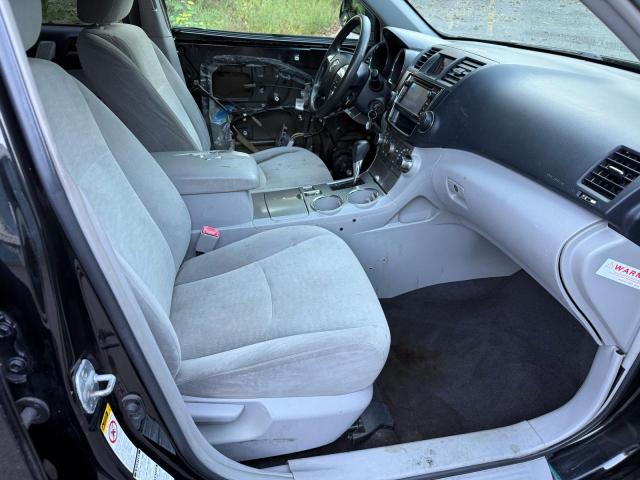 Photo 5 from auction – 2013 TOYOTA HIGHLANDER with VIN 5TDBK3EH0DS226979