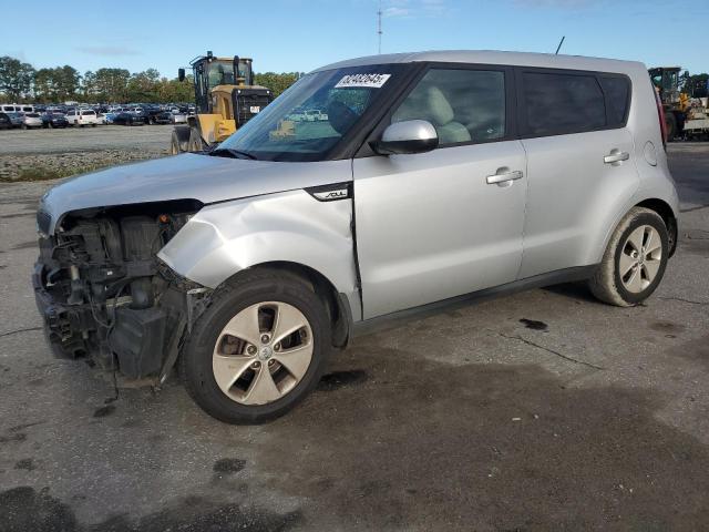 KIA SOUL 2015 with VIN KNDJN2A24F7772342 - Photo from auction