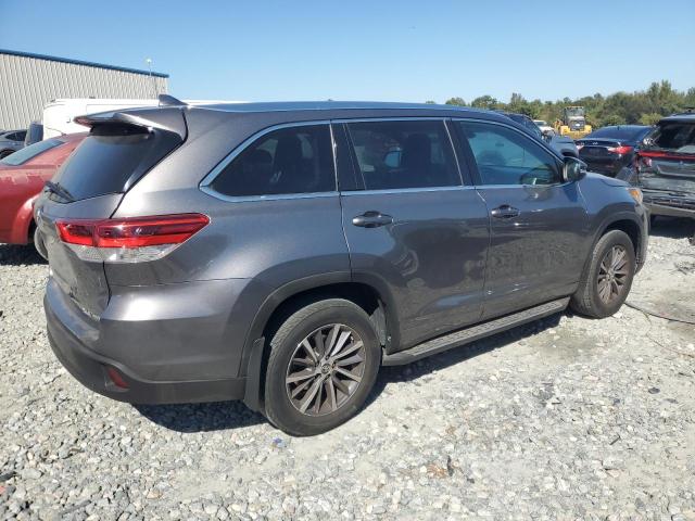 Photo 3 from auction – 2018 TOYOTA HIGHLANDER with VIN 5TDJZRFHXJS544032