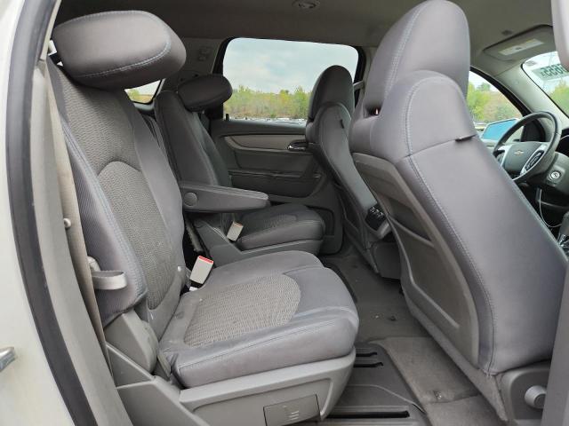 Photo 11 from auction – 2015 CHEVROLET TRAVERSE L with VIN 1GNKVGKD5FJ279300