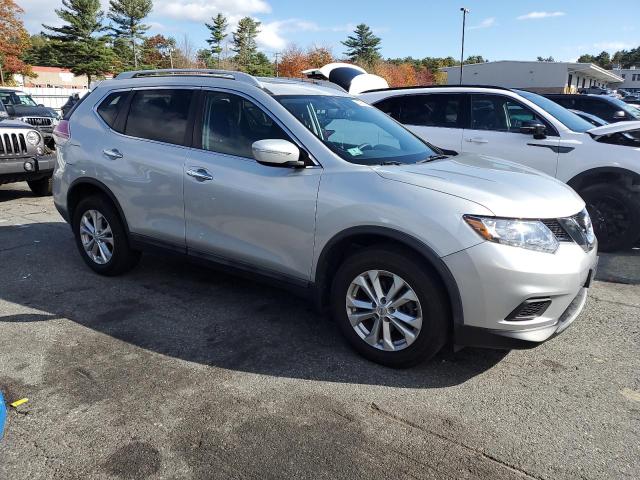 Photo 4 from auction – 2015 NISSAN ROGUE S with VIN 5N1AT2MV0FC824435