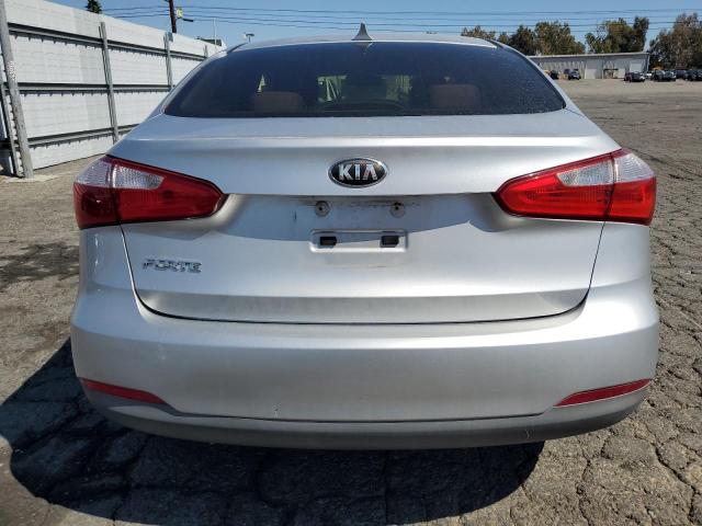 Photo 6 from auction – 2014 KIA FORTE LX with VIN KNAFX4A61E5079525