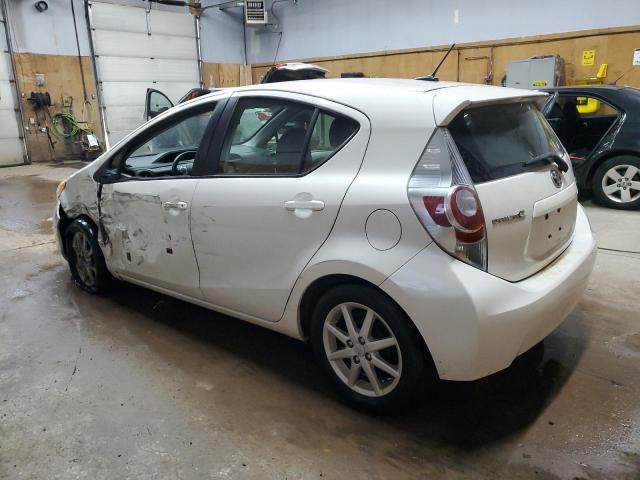 Photo 2 from auction – 2014 TOYOTA PRIUS C with VIN JTDKDTB31E1060117
