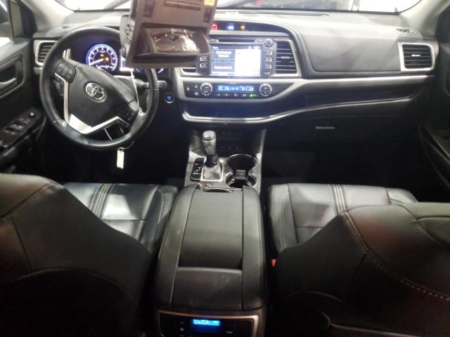 Photo 8 from auction – 2018 TOYOTA HIGHLANDER with VIN 5TDJZRFH7JS899840