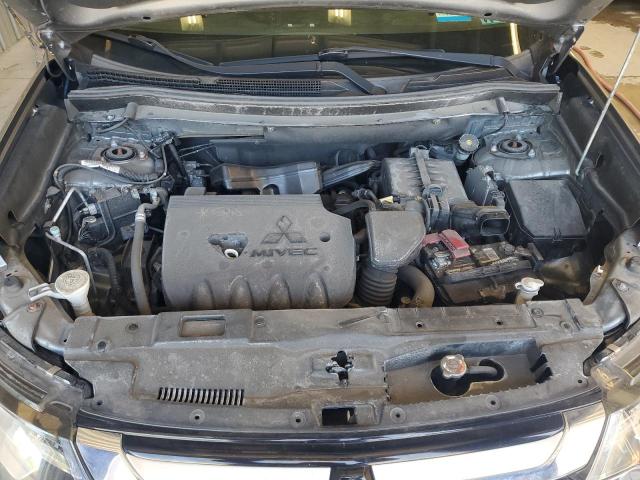 Photo 12 from auction – 2017 MITSUBISHI OUTLANDER with VIN JA4AZ2A33HZ062167