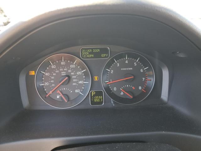 Photo 9 from auction – 2011 VOLVO C30 T5 with VIN YV1672MK1B2210167
