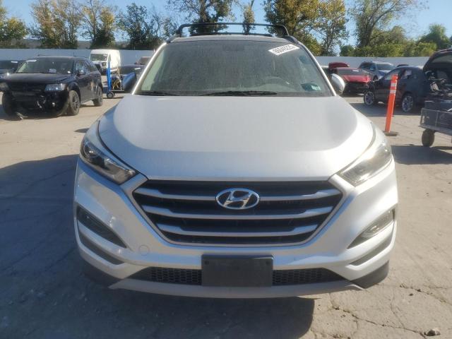 Photo 5 from auction – 2017 HYUNDAI TUCSON LIM with VIN KM8J33A29HU558443