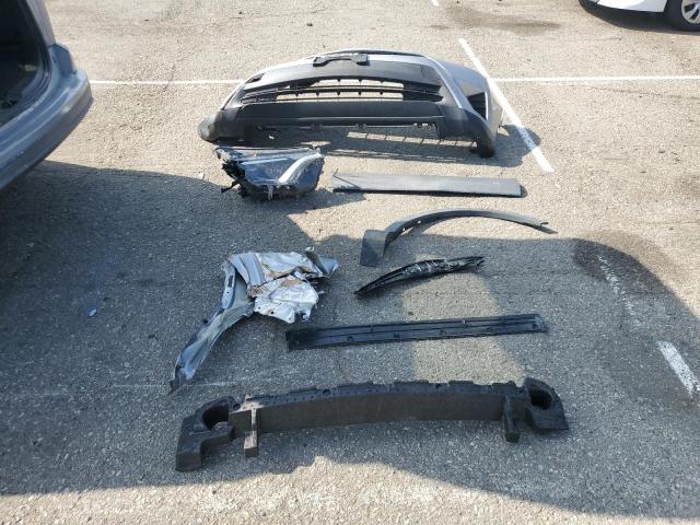 Photo 13 from auction – 2016 TOYOTA RAV4 LE with VIN 2T3ZFREV5GW280776