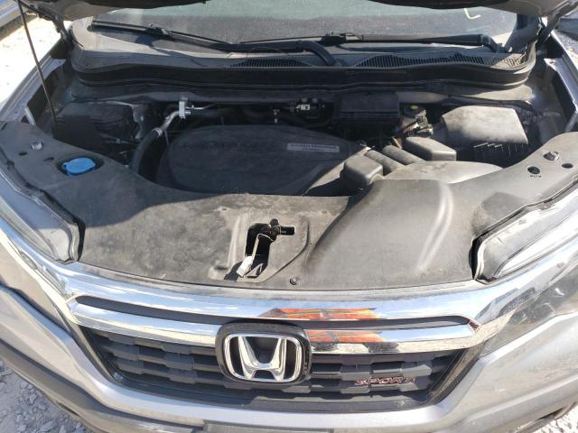 Photo 11 from auction – 2019 HONDA RIDGELINE with VIN 5FPYK3F14KB047395