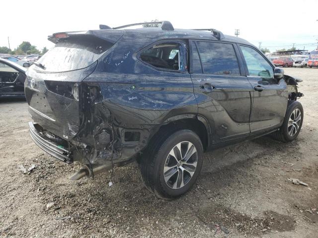 Photo 3 from auction – 2023 TOYOTA HIGHLANDER with VIN 5TDKDRAH4PS027697