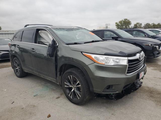Photo 4 from auction – 2016 TOYOTA HIGHLANDER with VIN 5TDJKRFH1GS317406