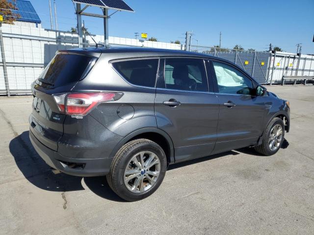 Photo 3 from auction – 2017 FORD ESCAPE SE with VIN 1FMCU9G90HUB46215