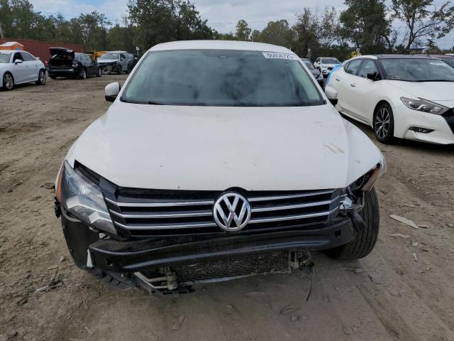 Photo 5 from auction – 2014 VOLKSWAGEN PASSAT S with VIN 1VWAT7A35EC021328