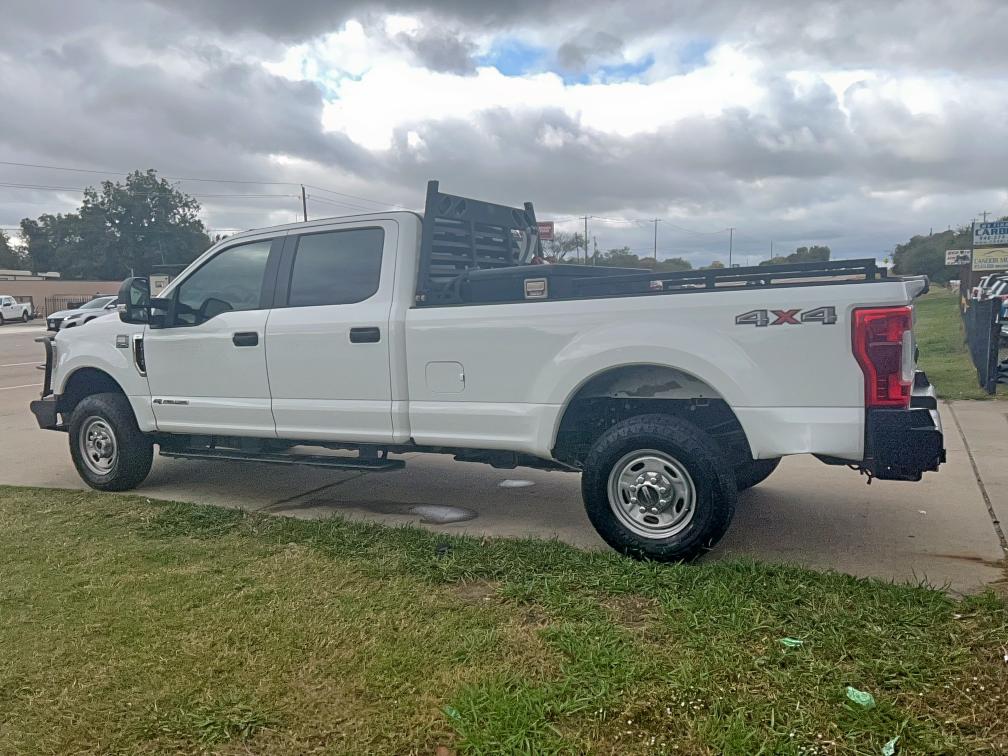 Photo 3 from auction – 2019 FORD F350 SUPER with VIN 1FT8W3BT1KEE59618