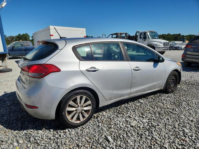 Photo 3 from auction – 2016 KIA FORTE LX with VIN KNAFK5A84G5607468