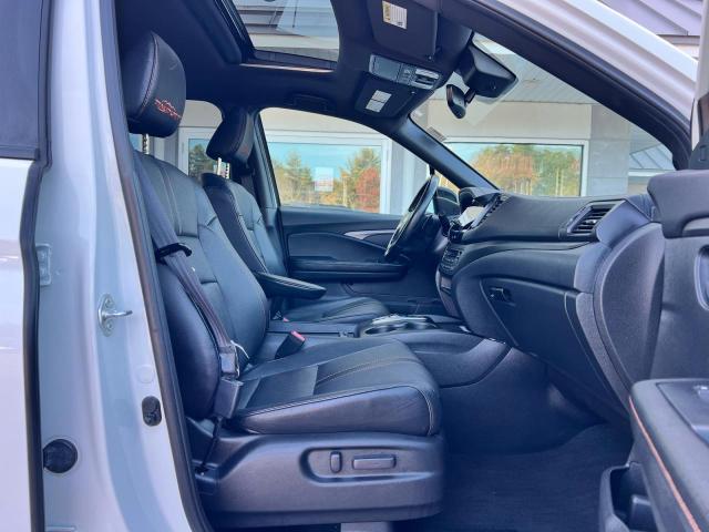 Photo 5 from auction – 2022 HONDA PILOT TRAI with VIN 5FNYF6H80NB057094