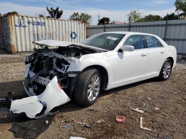 Zdjęcie 1 z aukcji – 2018 CHRYSLER 300 TOURING z VIN 2C3CCARG0JH324707