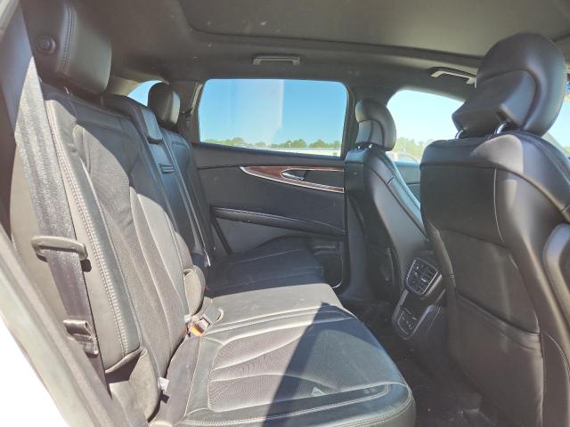 Zdjęcie 11 z aukcji – 2016 LINCOLN MKX RESERV z VIN 2LMTJ6LR7GBL88747