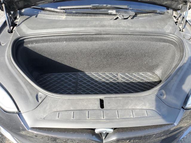 Photo 12 from auction – 2019 TESLA MODEL X with VIN 5YJXCAE27KF184671