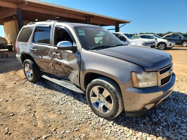 Photo 4 from auction – 2011 CHEVROLET TAHOE C1500 LS with VIN 1GNSCAE02BR373786
