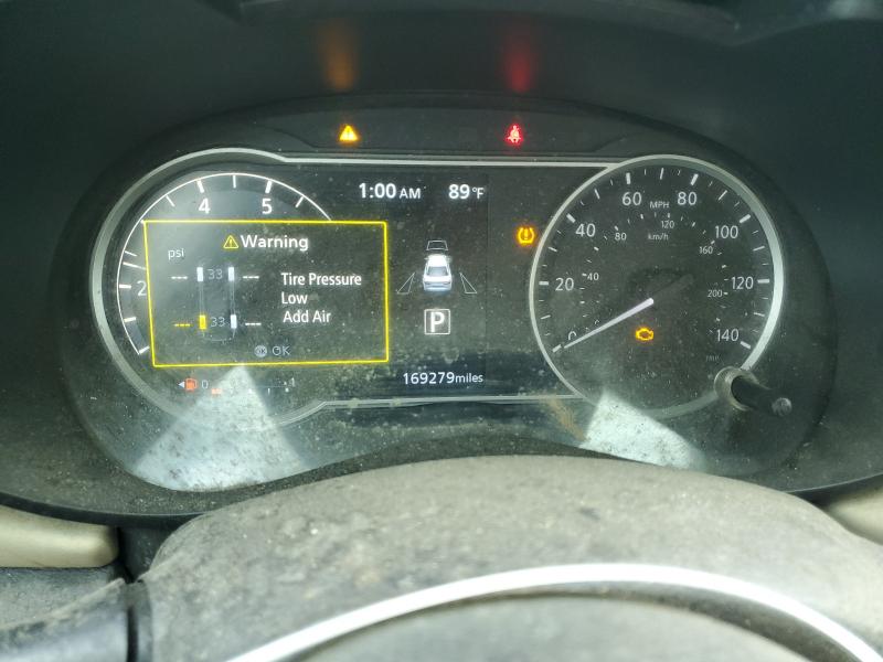 Photo 9 from auction – 2020 NISSAN VERSA with VIN 3N1CN8EV0LL810773