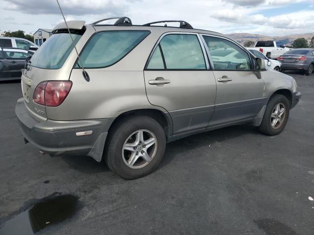 Photo 3 from auction – 1999 LEXUS RX 300 with VIN JT6HF10U0X0083053