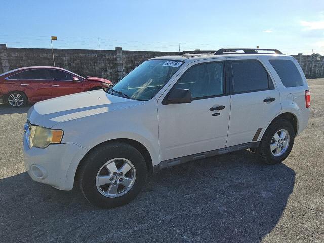 Foto 1 de la subasta – 2010 FORD ESCAPE XLT con VIN 1FMCU9D73AKB52787
