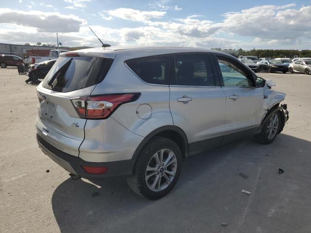 Photo 3 from auction – 2017 FORD ESCAPE SE with VIN 1FMCU9G93HUB46290