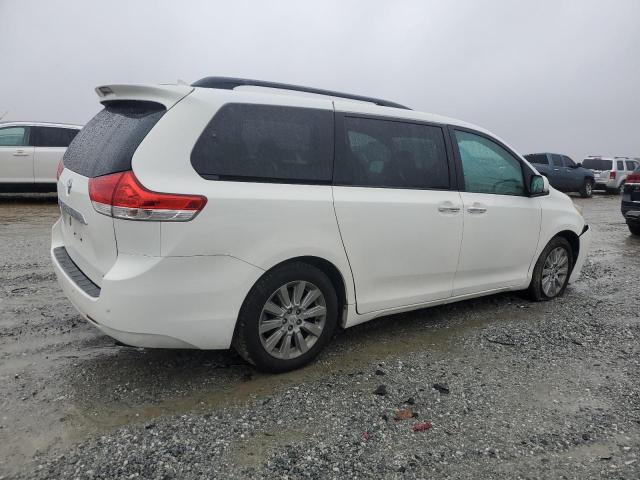 Photo 3 from auction – 2011 TOYOTA SIENNA XLE with VIN 5TDDK3DC6BS024496